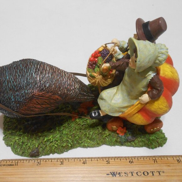 VTG RESIN FALL DECOR TURKEY PULLING PILGRIM CHILDREN IN PUMPKIN CARRIAGE 9"X51/4 - Picture 2 of 9
